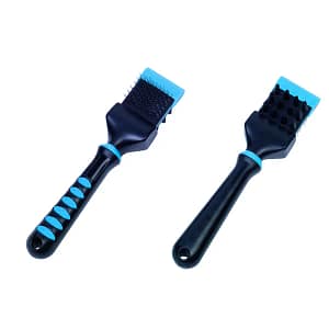 Иглена и масажна четка COMFORT LINE